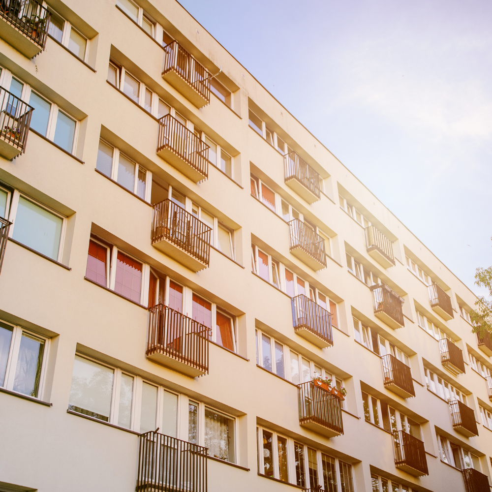 Koniec z prawnym chaosem? Rząd chce uregulować grunty pod blokami