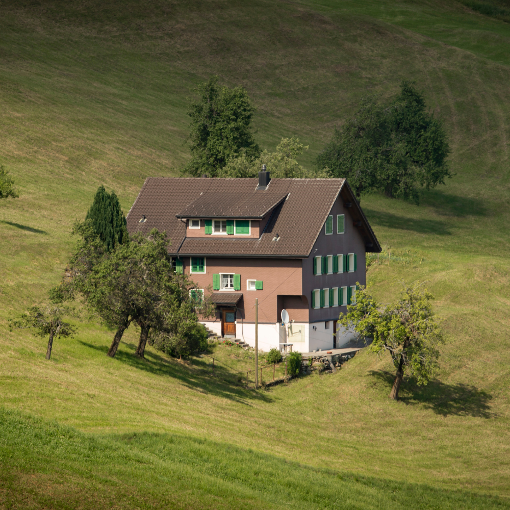 Domy zamiast pól. Właściciele nieruchomości masowo składają wnioski